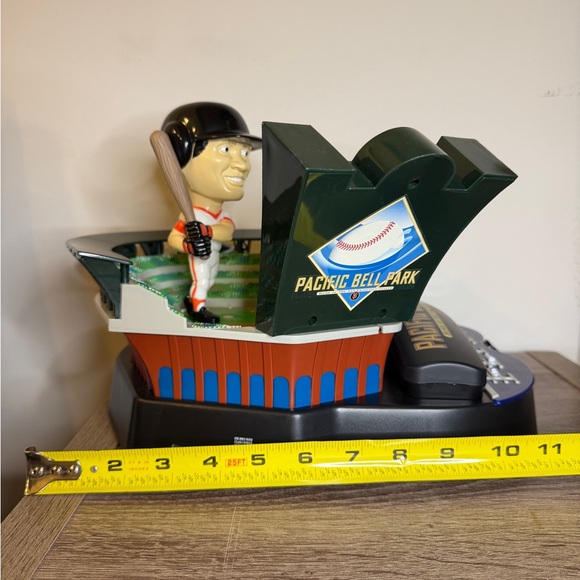 San Francisco Giants Baseball Stadium Figurine - Picture 11 of 15